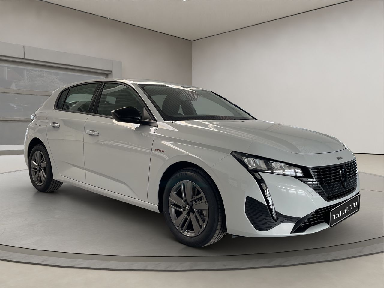 Peugeot 308 5P Style BlueHDi 130 S&S EAT8 - Foto 5