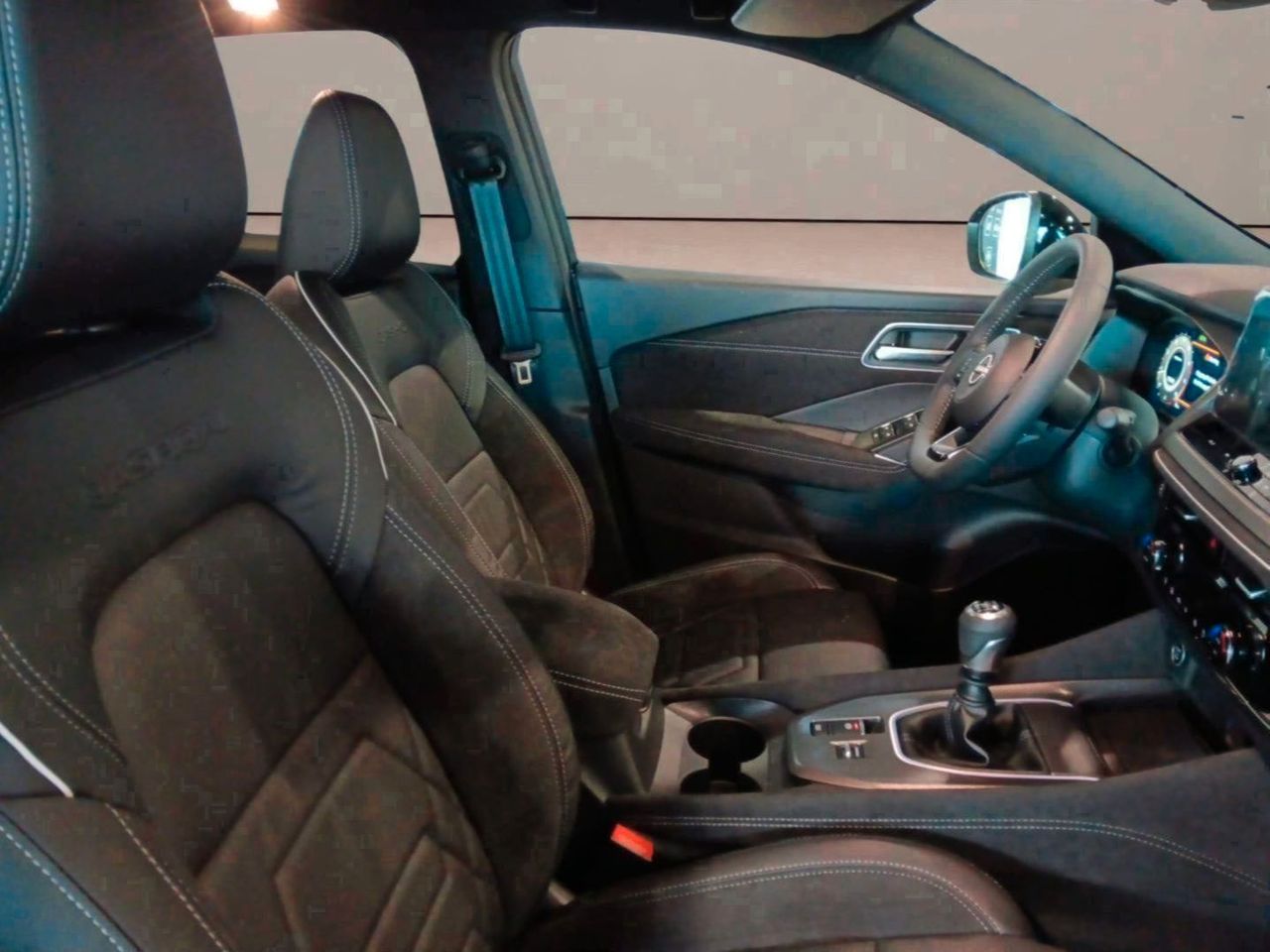 Nissan Qashqai DIG-T 103kW (140CV) mHEV 4x2 N-Design - Foto 14