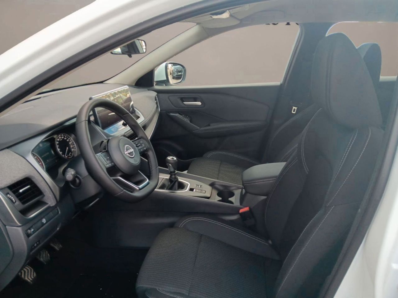 Nissan Qashqai DIG-T 103kW (140CV) mHEV 4x2 Acenta - Foto 9