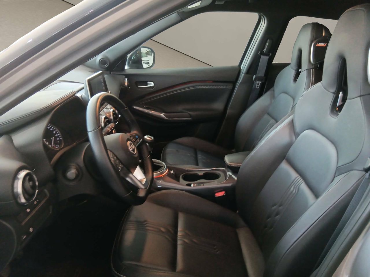 Nissan Juke  DIG-T 84 kW (114 CV) 6M/T Tekna - Foto 10