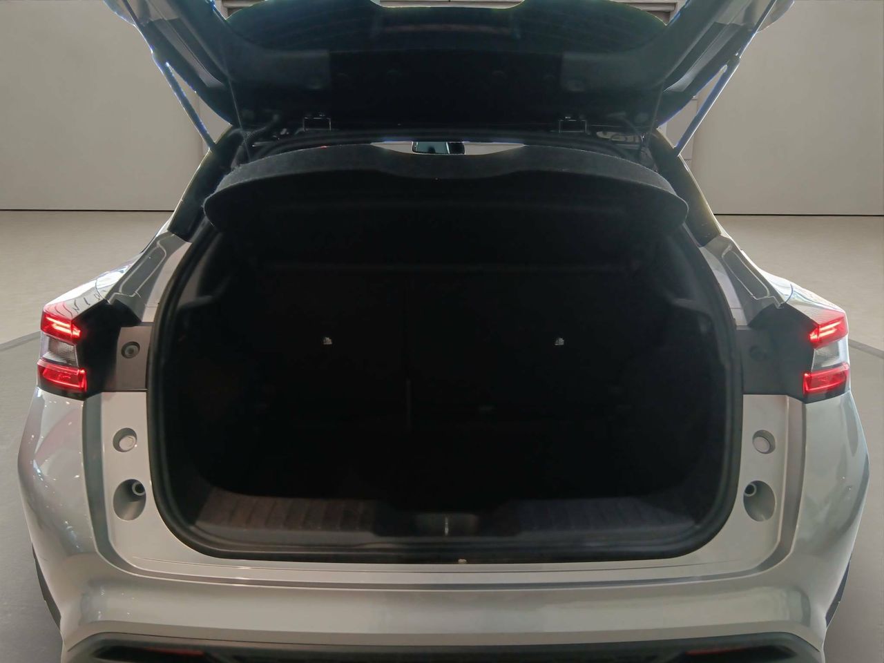 Nissan Juke  DIG-T 84 kW (114 CV) 6M/T Tekna - Foto 7