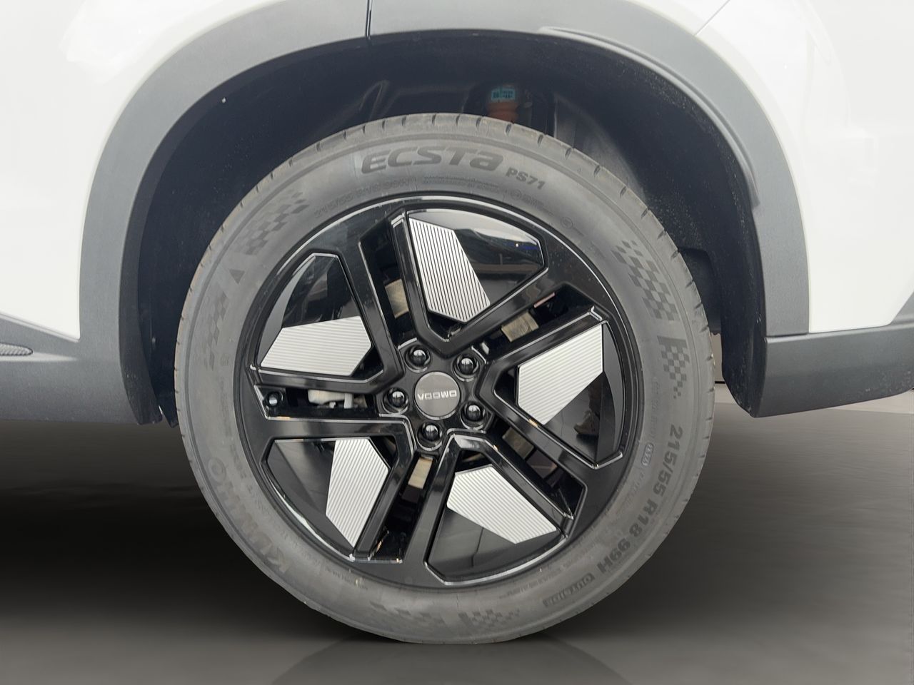 Omoda 5 MY25 - Premium 1.6 TGDI 108kW (145cv) - Foto 10