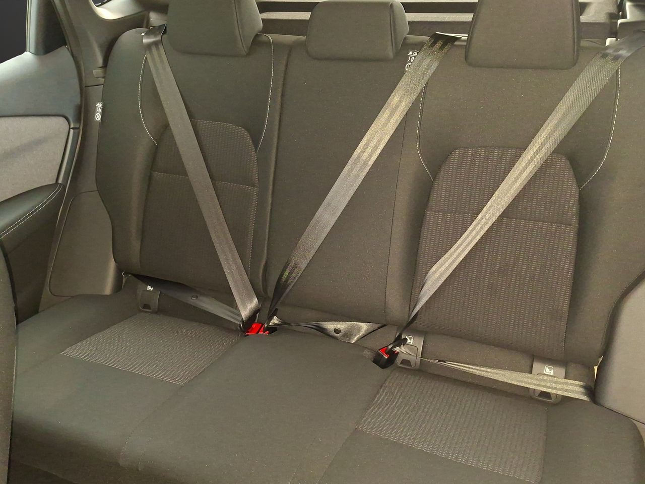 Nissan Qashqai DIG-T 116kW (158CV) mHEV CVT Acenta - Foto 14