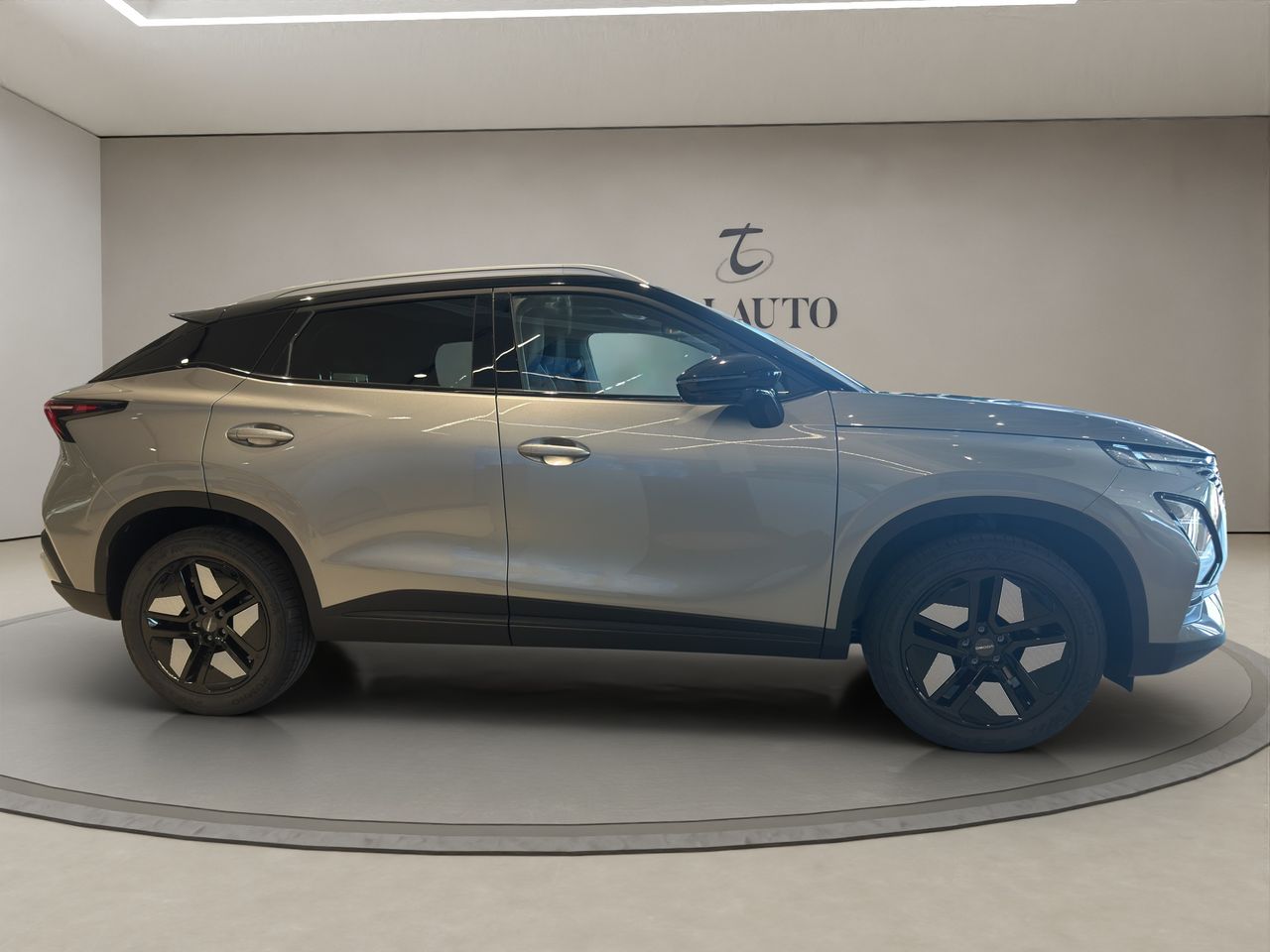 Omoda 5 MY25 - Premium 1.6 TGDI 108kW (145cv) - Foto 6