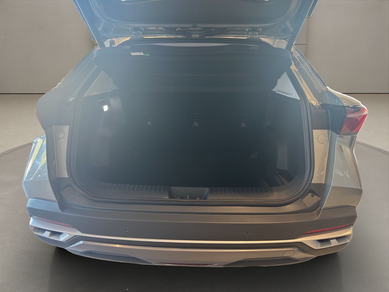 Omoda 5 MY25 - Premium 1.6 TGDI 108kW (145cv) - Foto 8