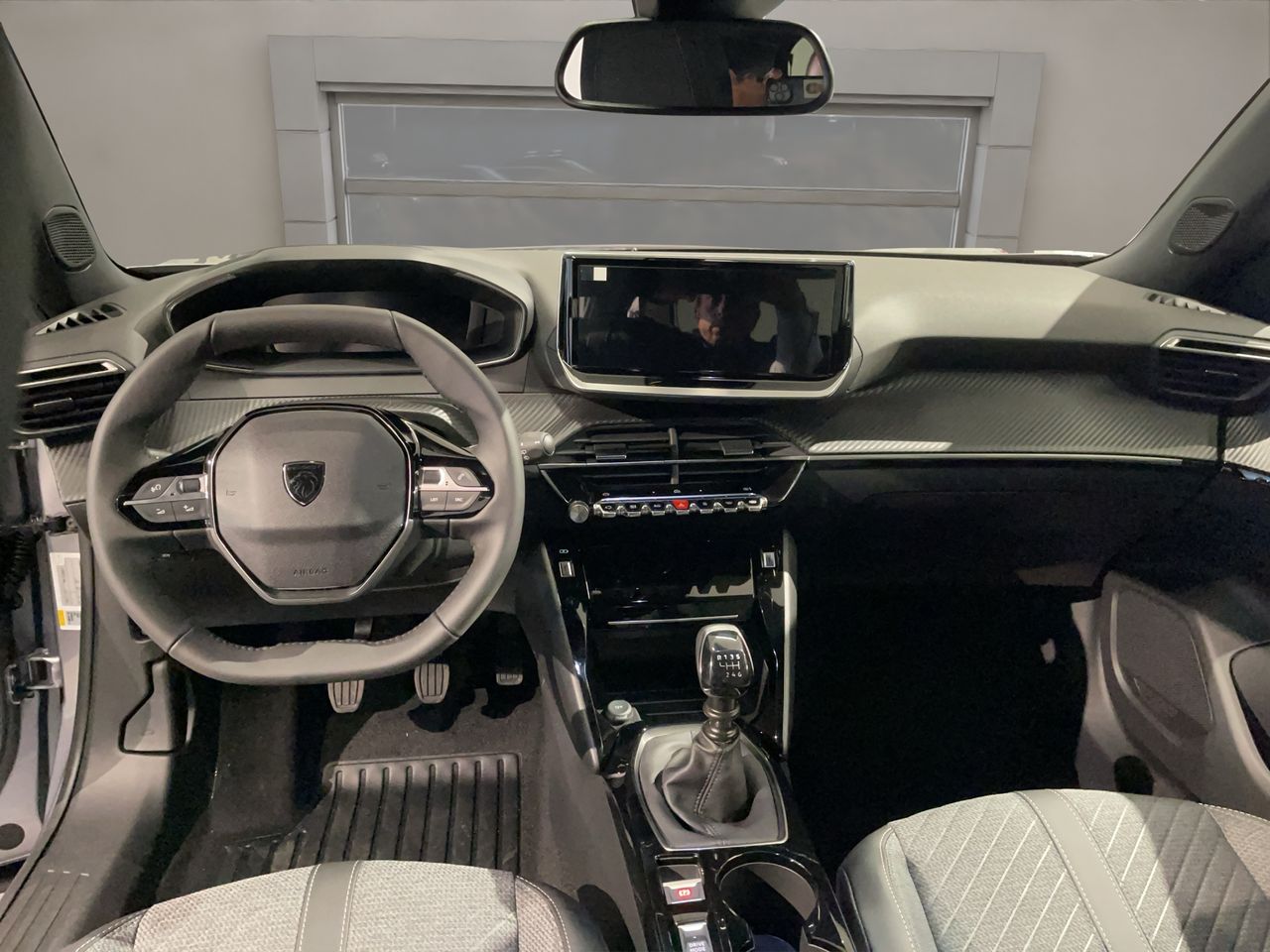 Peugeot 2008 Allure Gasolina 100 S&S 6 Vel. MAN - Foto 10