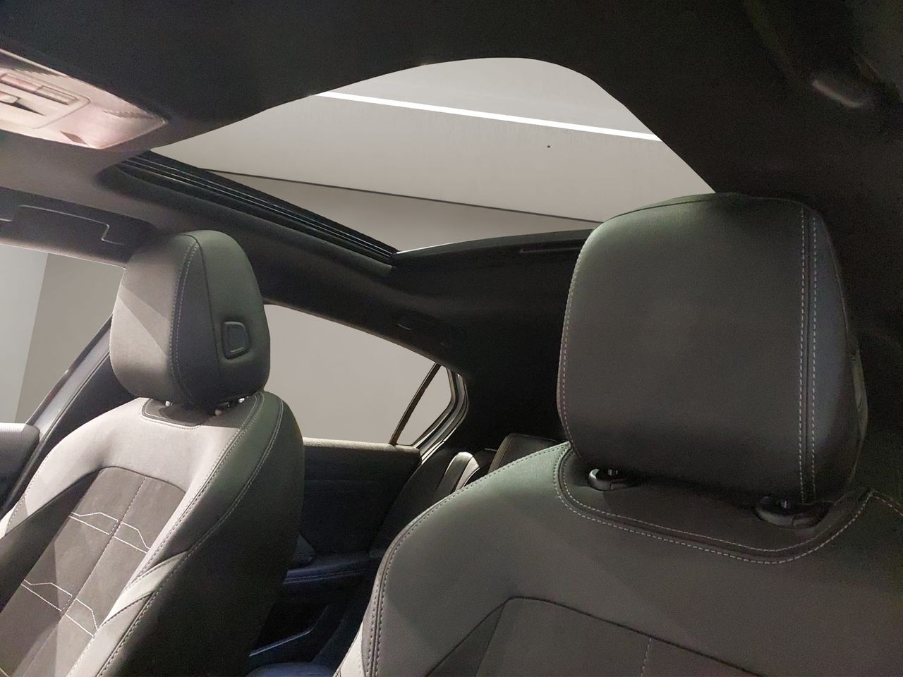 Opel Astra Electric 54kWh GS Auto - Foto 13