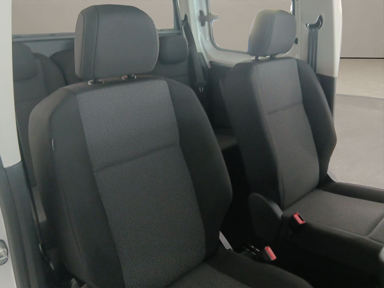 Peugeot Rifter Active Business Standard BlueHDi 100 S&S Manual 6 Vel. (N1)     - Foto 15