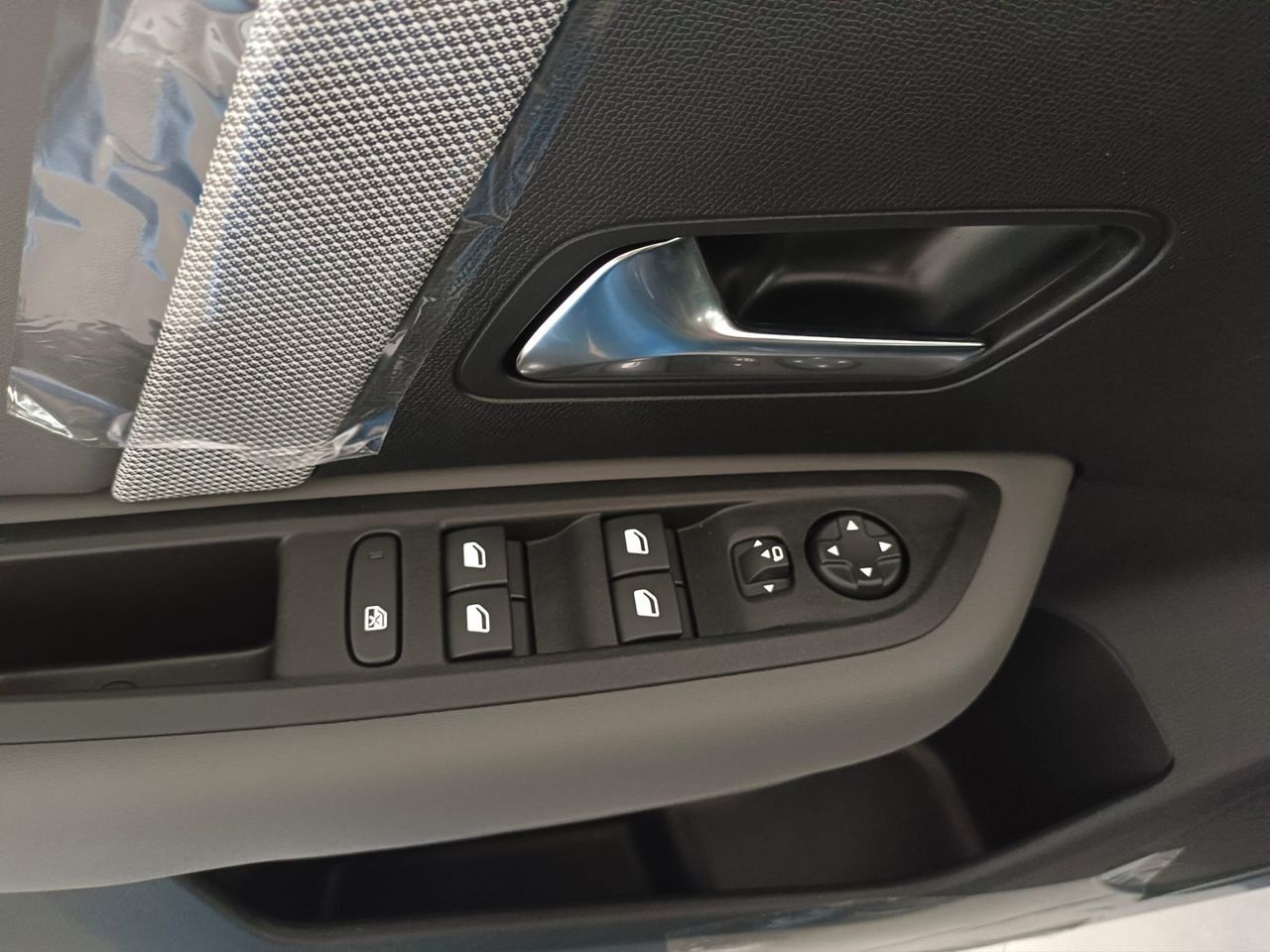 Citroën C4 Hybrid 145 ë-DCS6 Collection - Foto 12