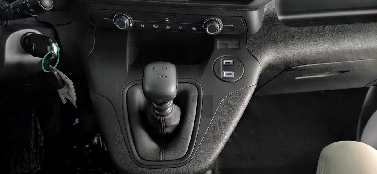 Opel Combo 100 Cv 1.5 Td S/S MT6 €6.4 - Foto 13