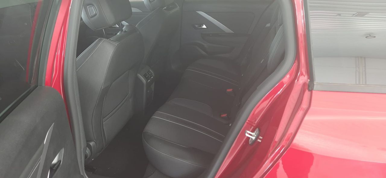 Opel Astra 1.2T XHT Hybrid 100kW (136CV) GS eDCT - Foto 15