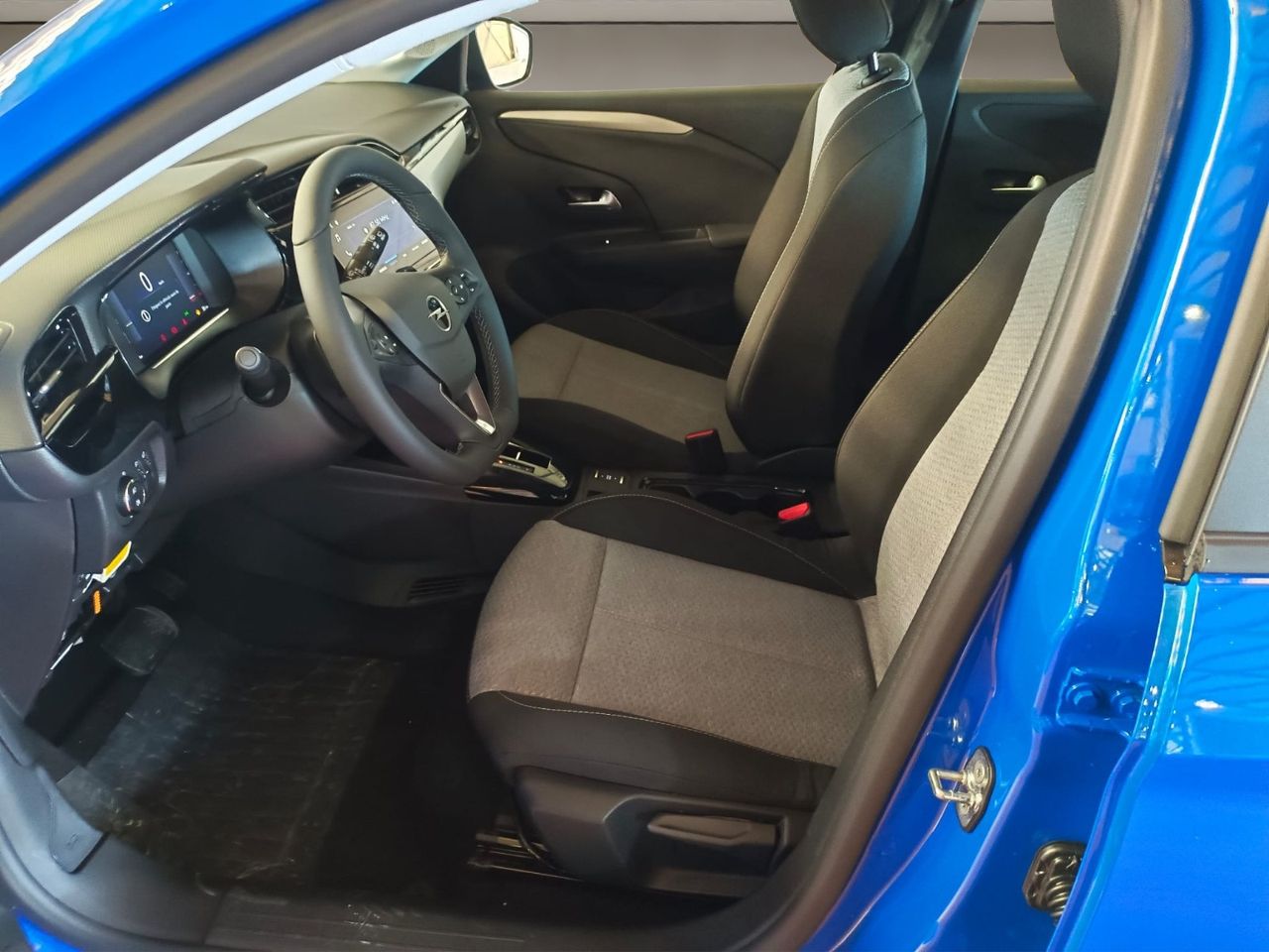 Opel Corsa 1.2T XHL Hybrid 81kW Edition eDCT - Foto 12
