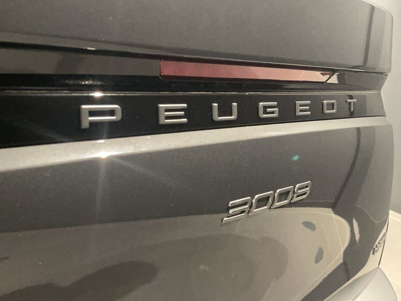 Peugeot 3008 Hybrid 1.2 107KW Allure eDCS6 - Foto 10