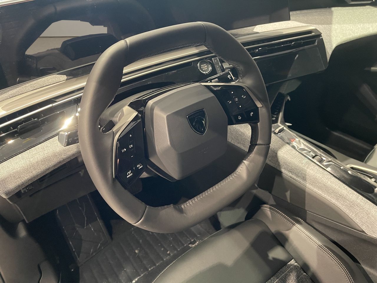 Peugeot 3008 Hybrid 1.2 107KW Allure eDCS6 - Foto 18