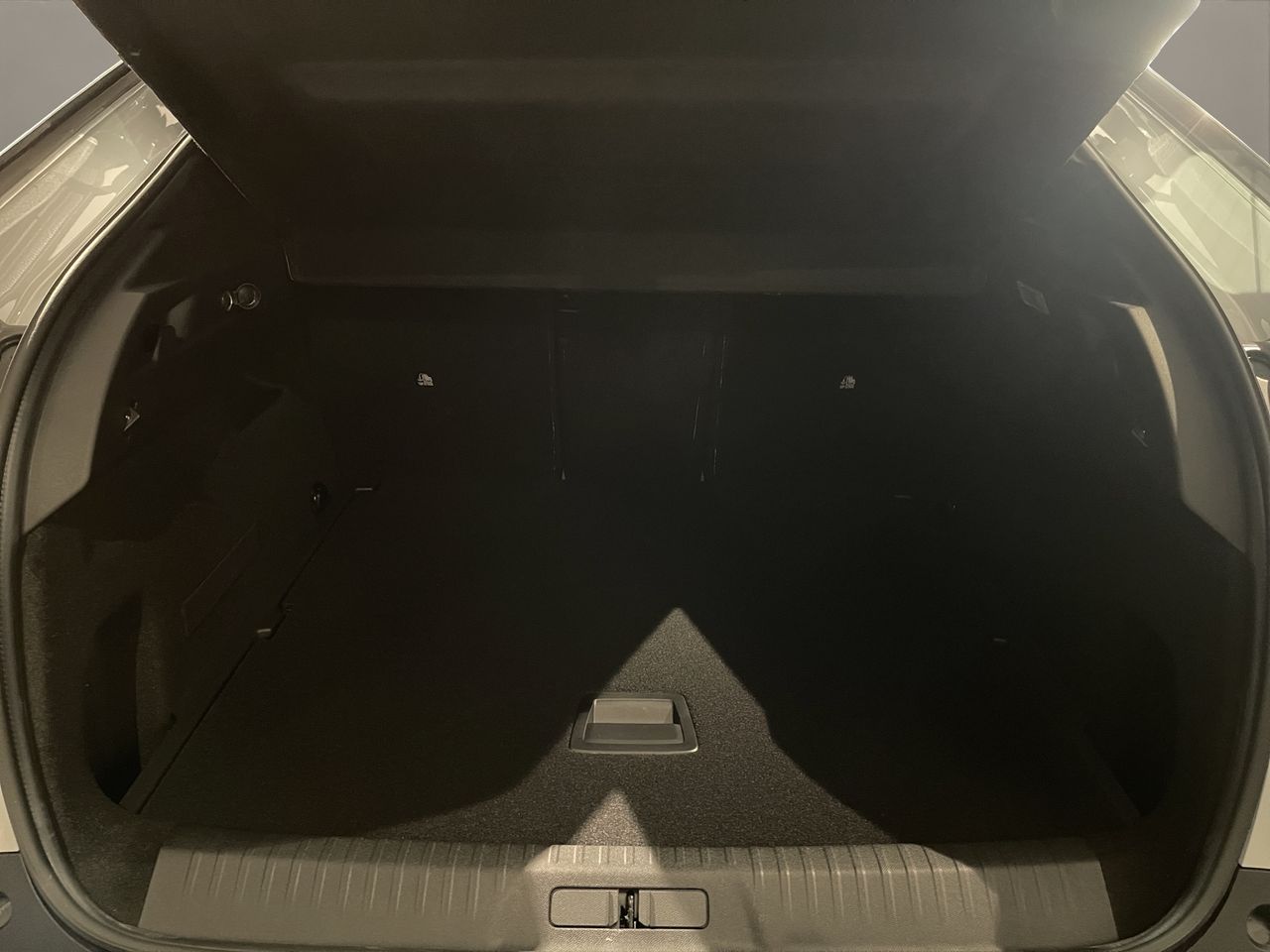 Peugeot 3008 Hybrid 1.2 107KW Allure eDCS6 - Foto 8