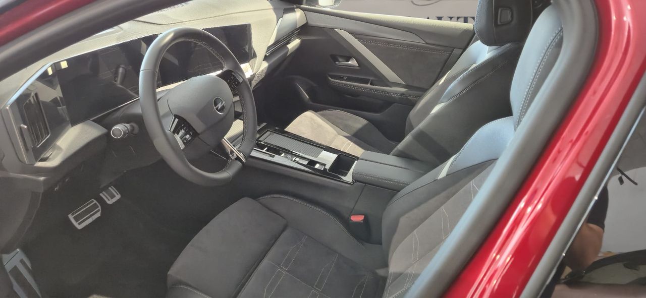 Opel Astra Electric 54kWh GS Auto - Foto 12