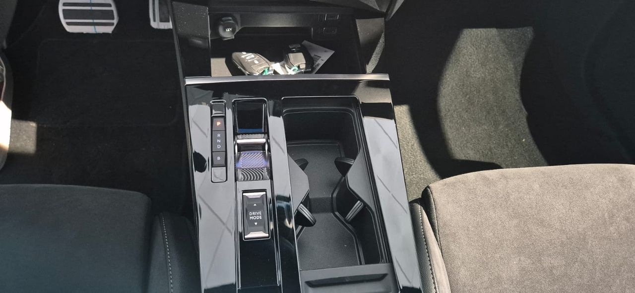 Opel Astra Electric 54kWh GS Auto - Foto 18