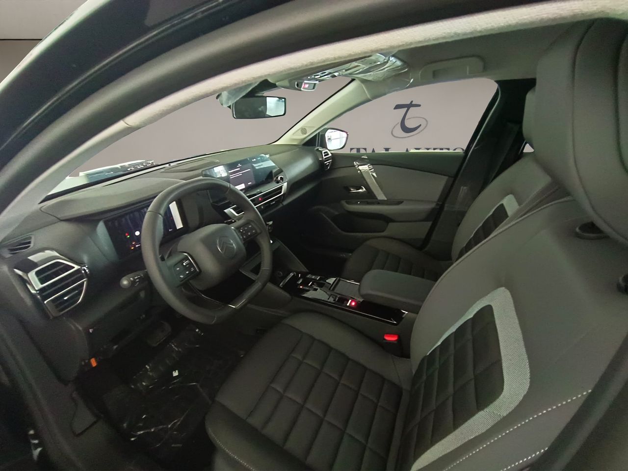 Citroën C4 Hybrid 145 ë-DCS6 Collection - Foto 12