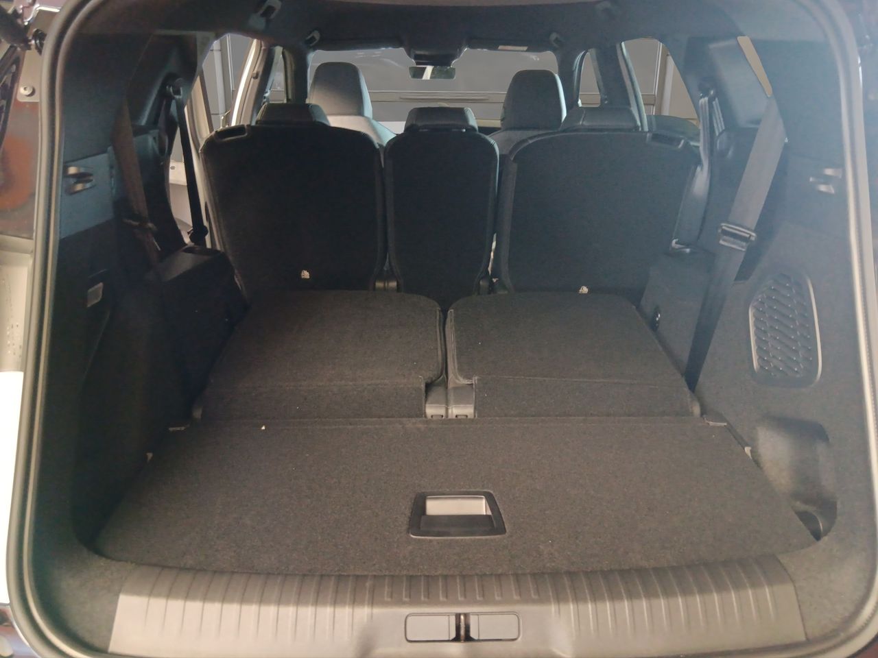 Peugeot e-5008 GT Eléctrico 157kW - Foto 8