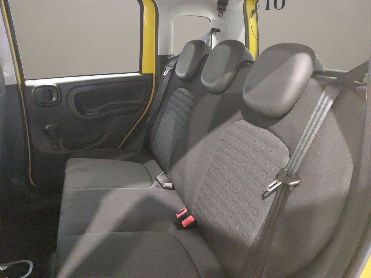 Fiat Panda Pandina 1.0 Hybrid 51kW (70cv) - Foto 12