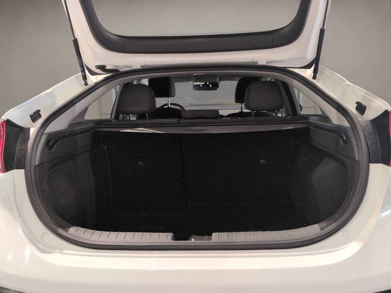 Hyundai IONIQ 1.6 GDI HEV Klass DCT - Foto 8