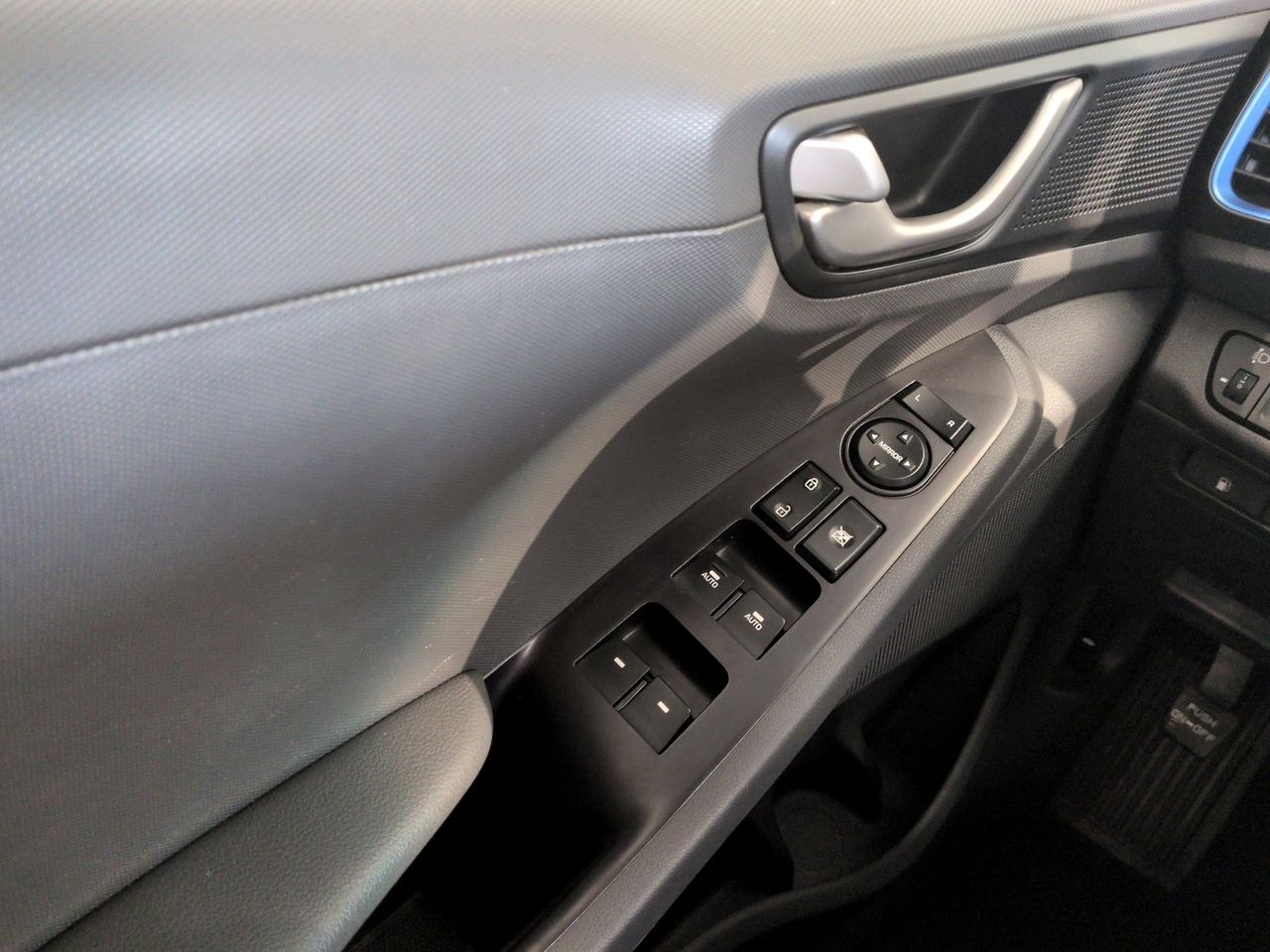 Hyundai IONIQ 1.6 GDI HEV Klass DCT - Foto 20