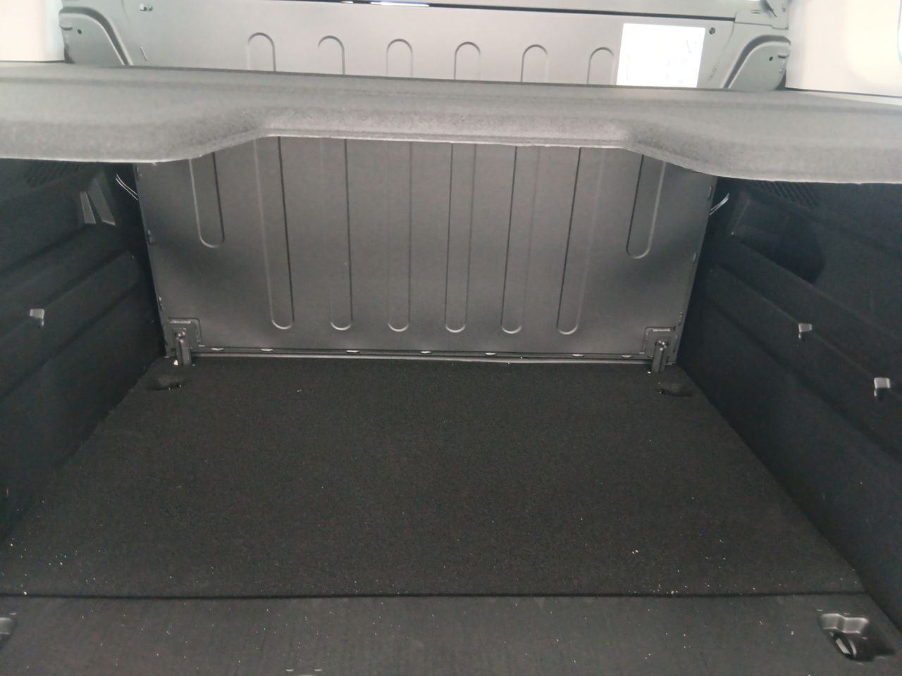 Peugeot Rifter Rifter Active Business Standard BlueHDi 100 S&S Manual 6 Vel. (N1)     - Foto 8
