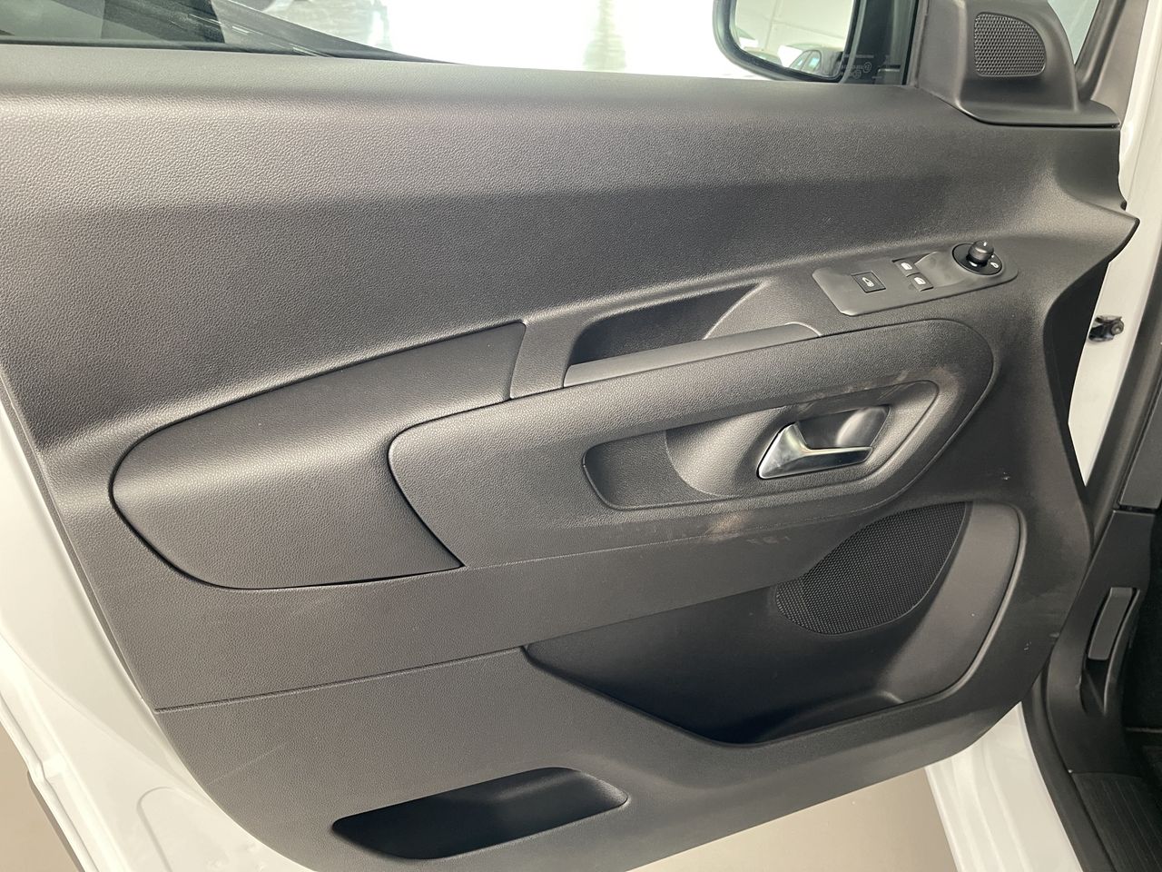 Peugeot Partner Partner Standard 600kg BlueHDi 100 S&S 6 Vel. MAN  - Foto 16