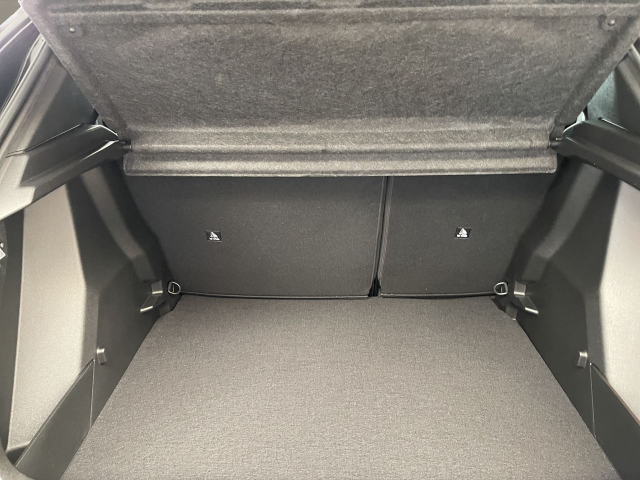 Peugeot 2008 N2008 Allure Hybrid 145 eDCS6 - Foto 8