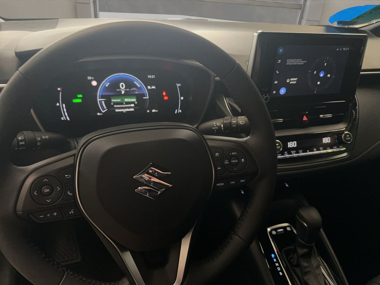 Suzuki Swace 1.8 GLE Hybrid - Foto 10