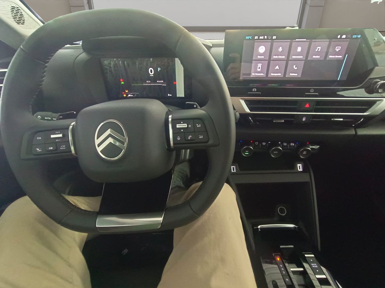 Citroën C4 Hybrid 145 ë-DCS6 Collection - Foto 11