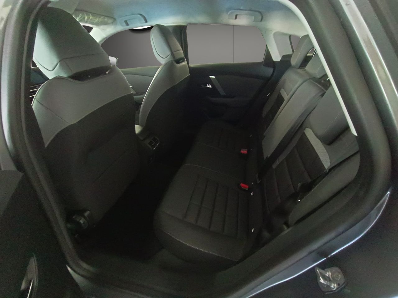 Citroën C4 Hybrid 145 ë-DCS6 Collection - Foto 10