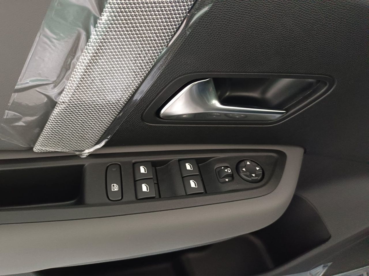 Citroën C4 Hybrid 145 ë-DCS6 Collection - Foto 16