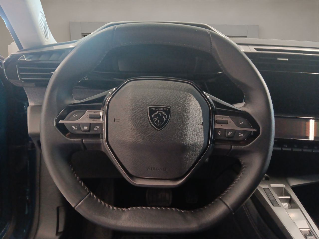 Peugeot 308 5P Allure BlueHDi 130 S&S EAT8 - Foto 18