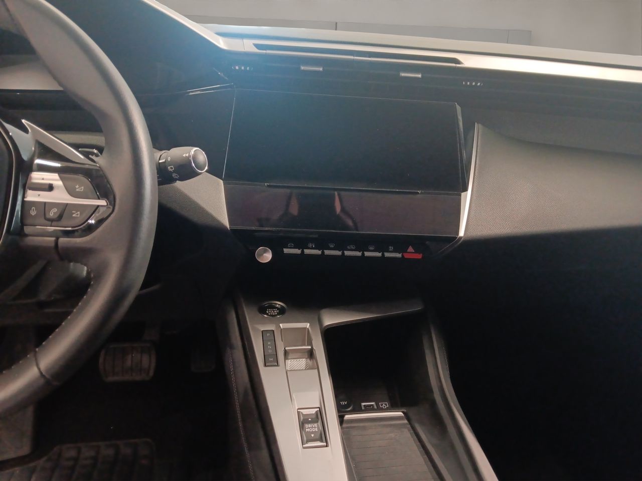 Peugeot 308 5P Allure BlueHDi 130 S&S EAT8 - Foto 17