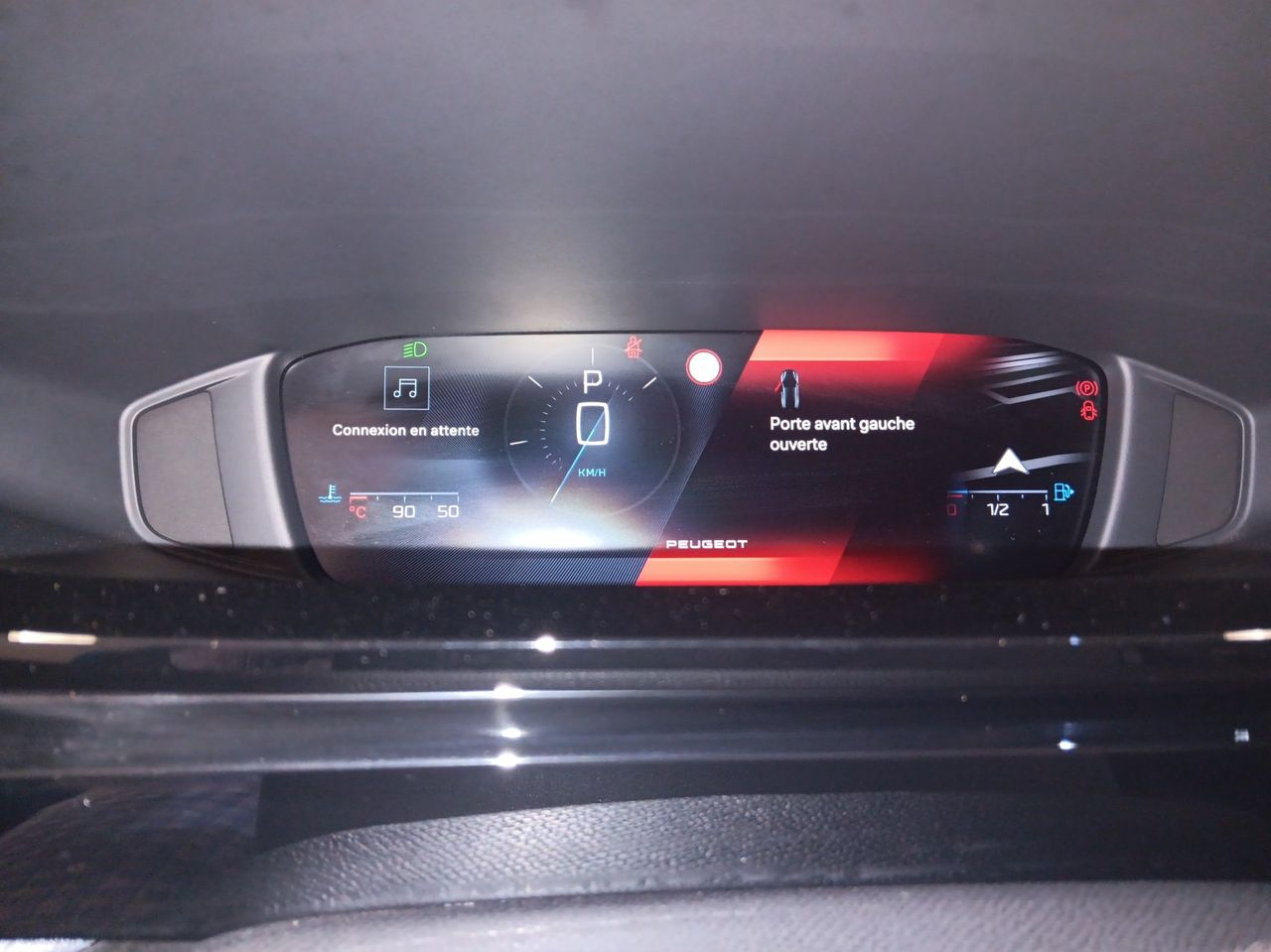 Peugeot 308 5P GT Hybrid MHEV 136 e-DCS6 - Foto 19