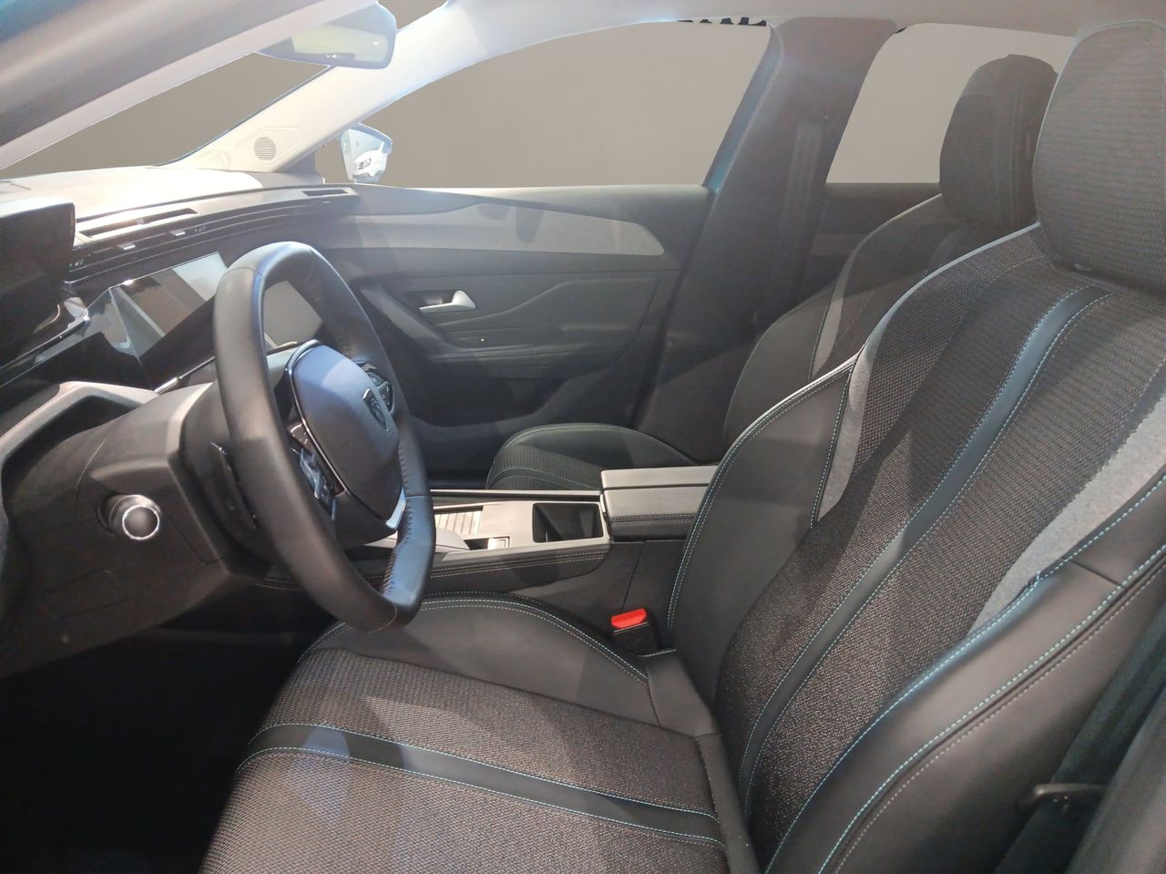 Peugeot 308 5P GT Hybrid MHEV 136 e-DCS6 - Foto 11