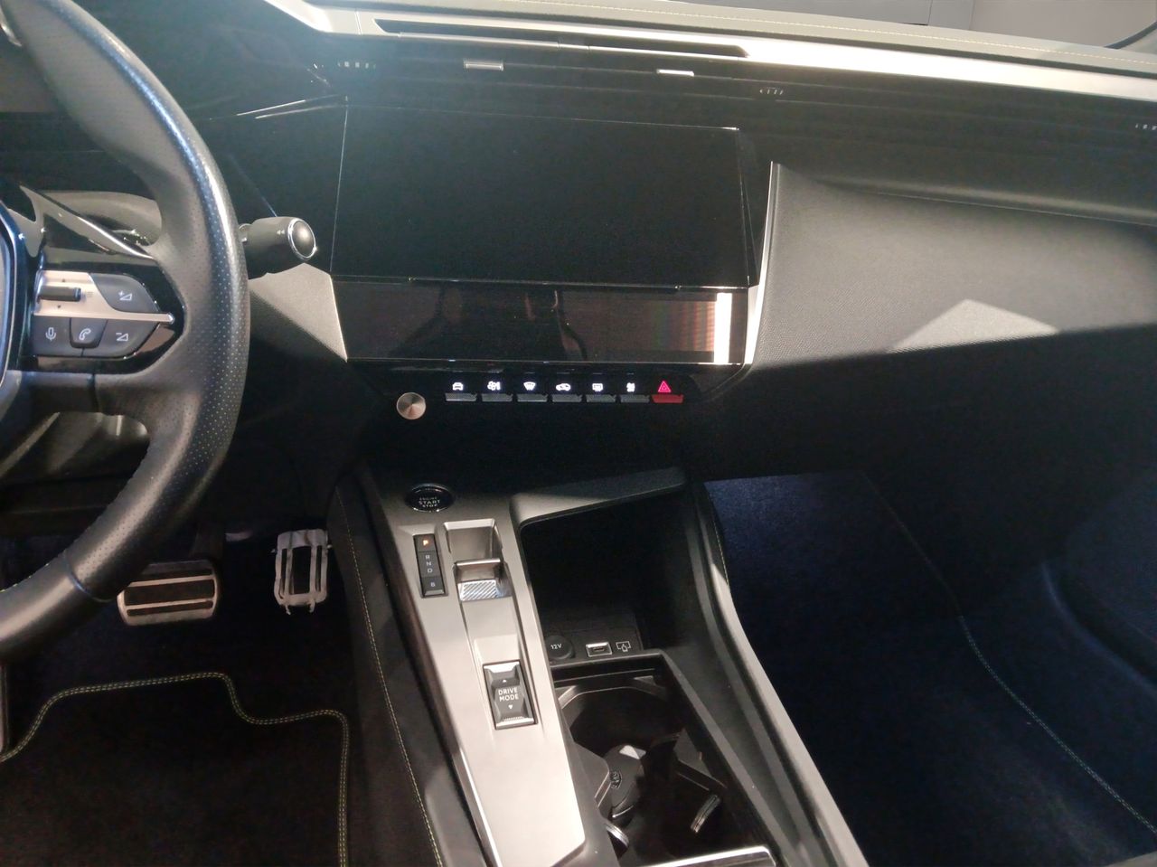 Peugeot 408 408 GT HYBRID 136 eDCS6 - Foto 17