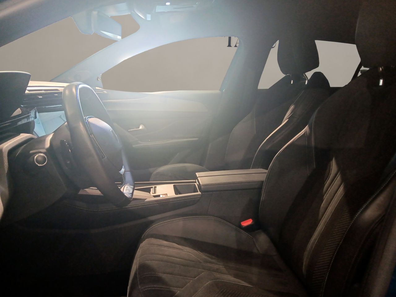 Peugeot 408 408 GT HYBRID 136 eDCS6 - Foto 11