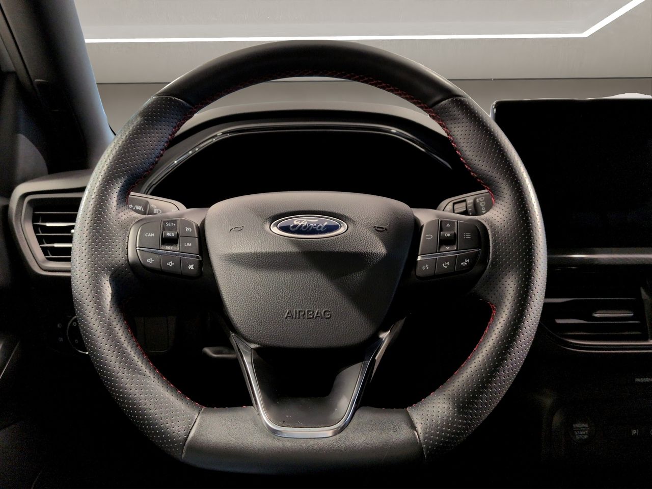 Ford Focus 1.0 Ecoboost MHEV 114kW ST-Line - Foto 18
