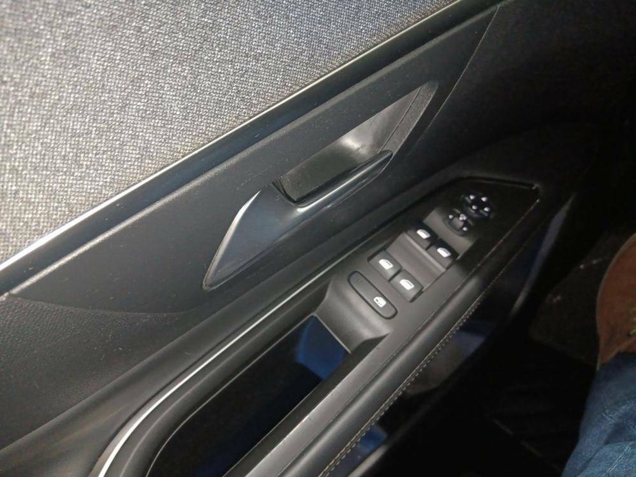 Peugeot 3008  1.2 PURETECH 96KW (130CV)  S&S Allure - Foto 5