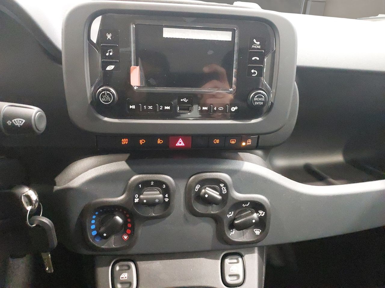 Fiat Panda Panda 1.0 Hybrid 51kW (70cv) - Foto 14