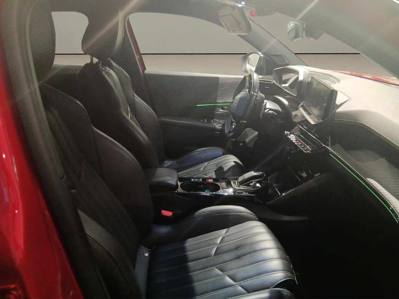 Peugeot 2008   BlueHDI 130 S&S EAT8 GT - Foto 10