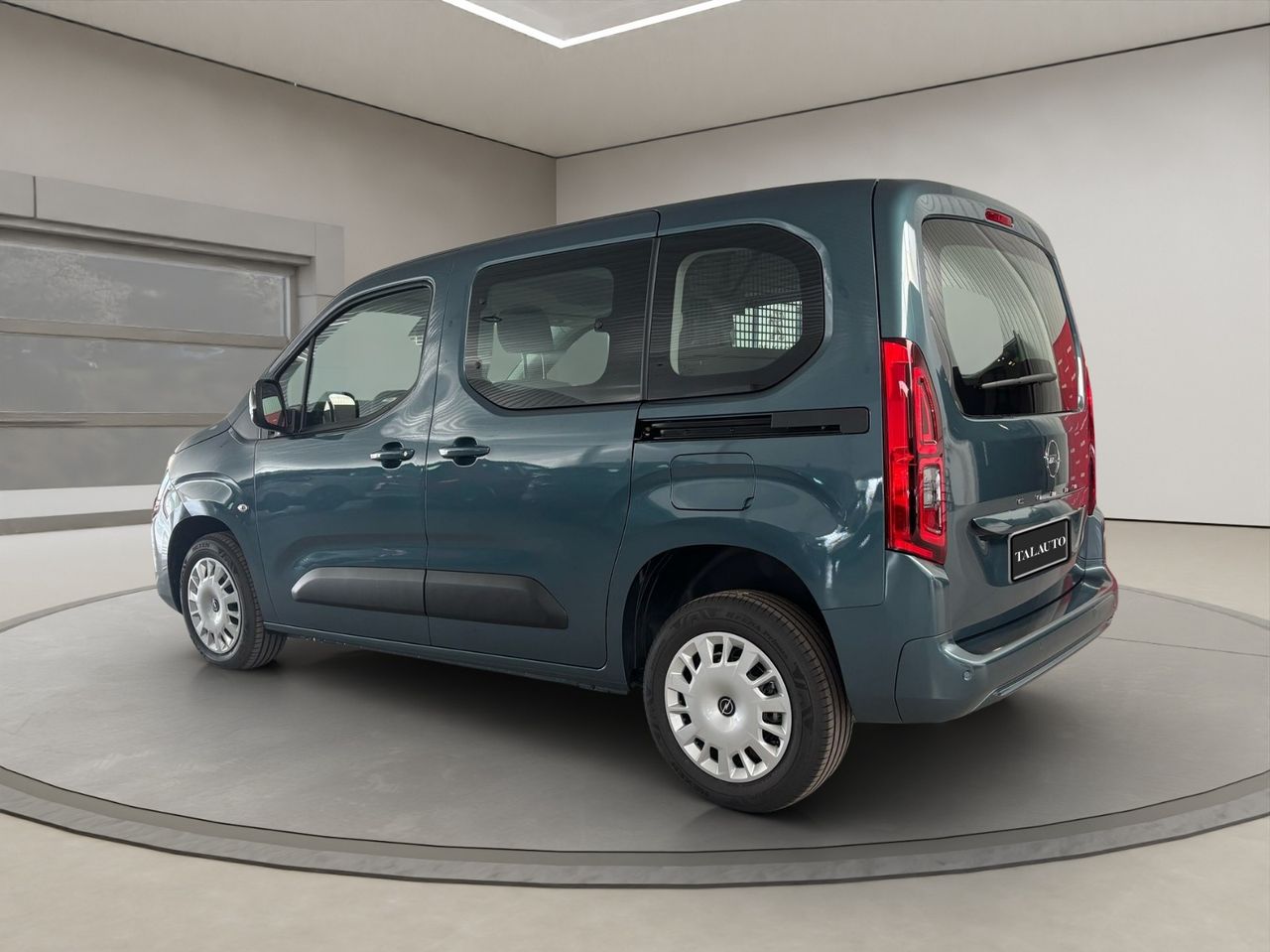 Opel Combo 100 Cv 1.5 Td S/S MT6 €6.4 - Foto 4