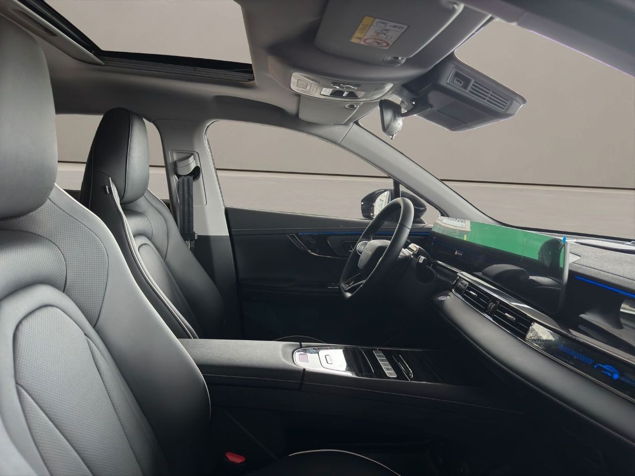 Omoda 5 MY25 - Premium 1.6 TGDI 108kW (145cv) - Foto 9