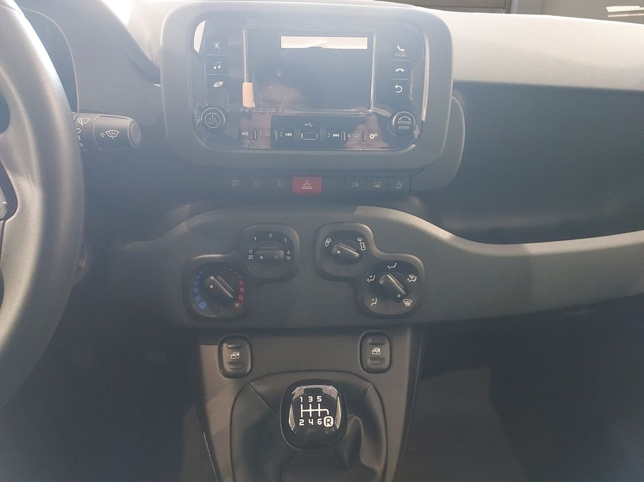 Fiat Panda Panda 1.0 Hybrid 51kW (70cv) - Foto 13