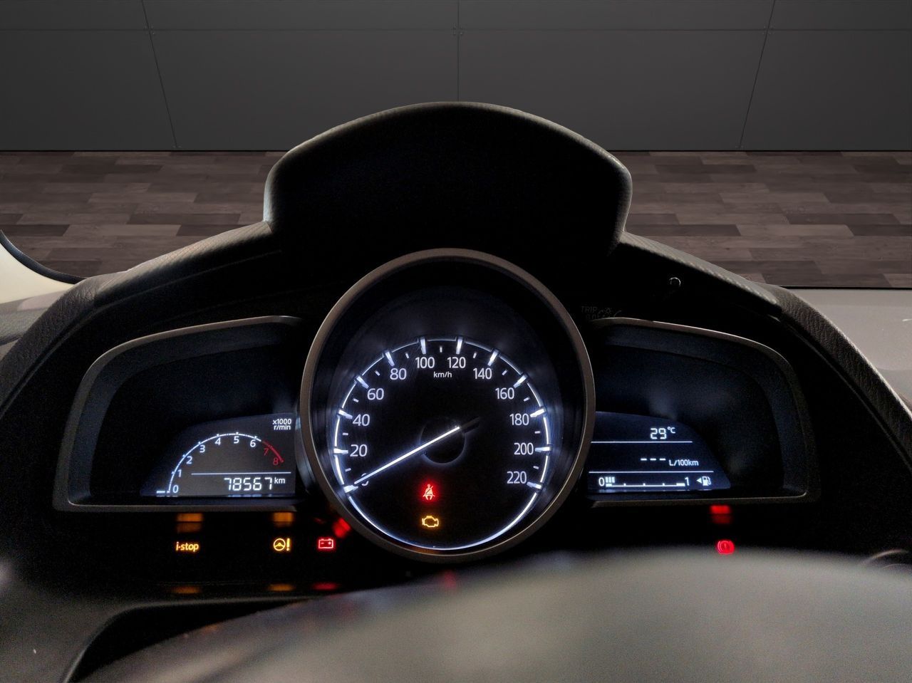 Mazda 2 1.5 GE 66kW (90CV) Black Tech Edition - Foto 13