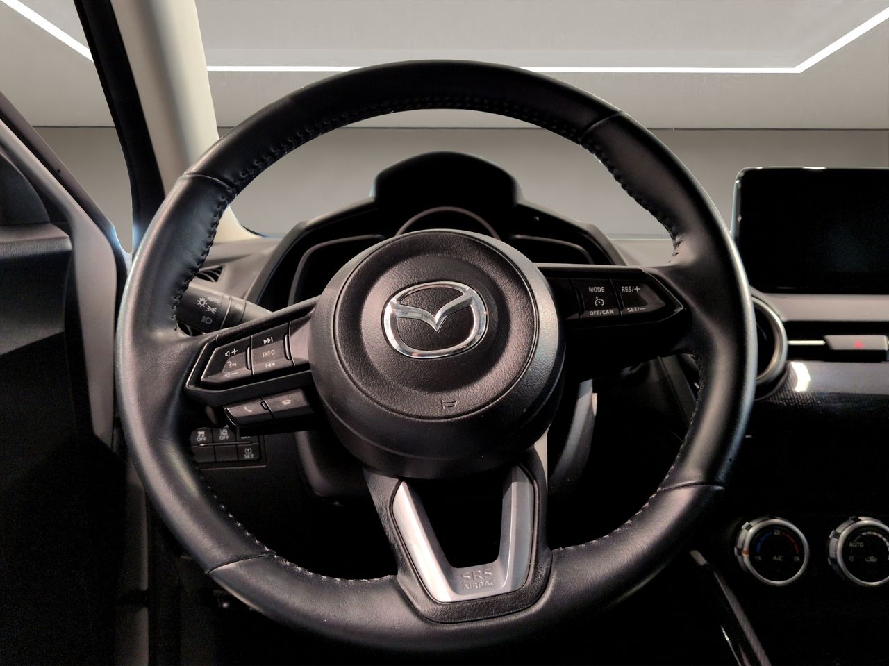 Mazda 2 1.5 GE 66kW (90CV) Black Tech Edition - Foto 17