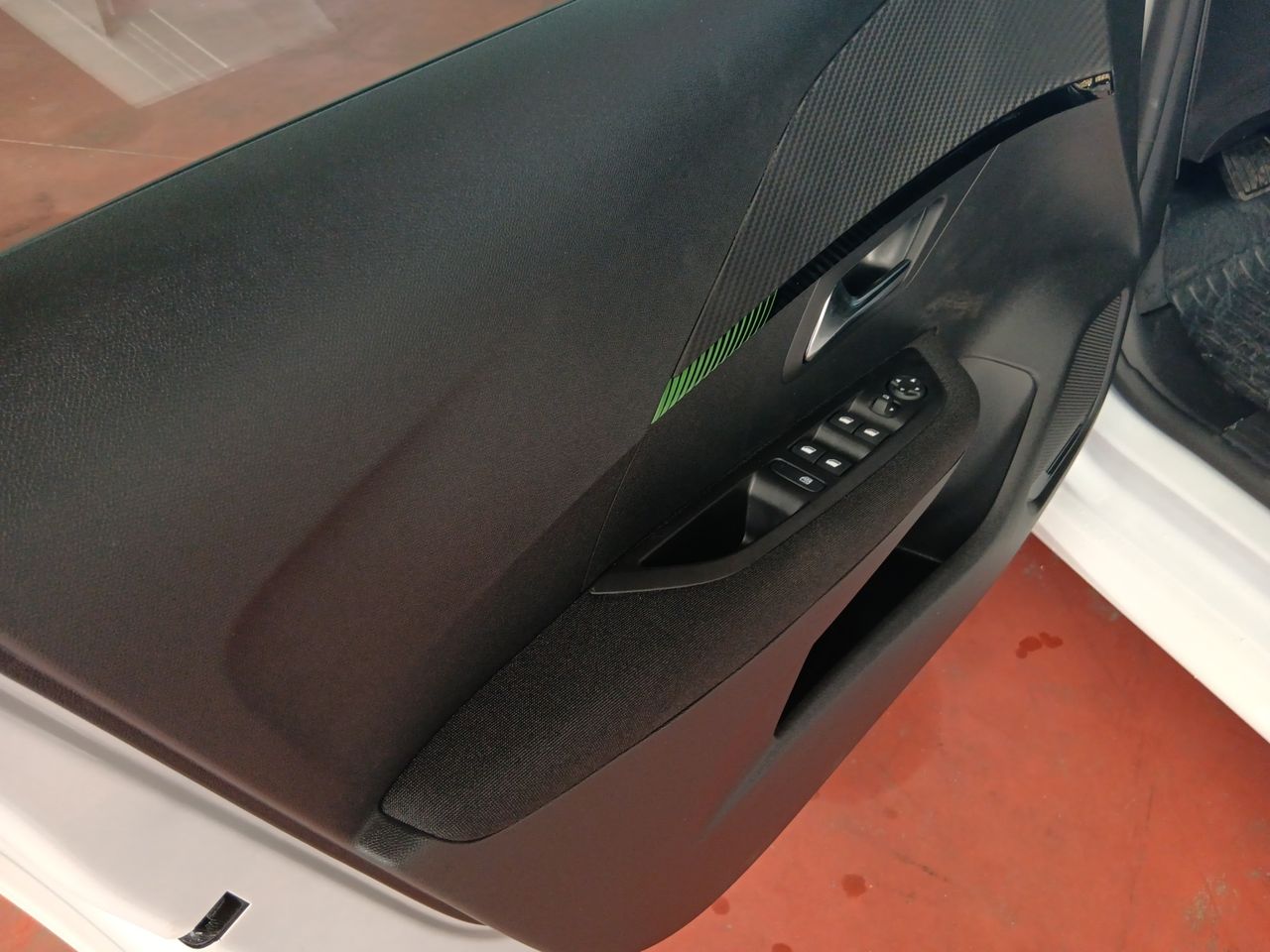 Peugeot 208 Style HYBRID 110 eDCS6 - Foto 20