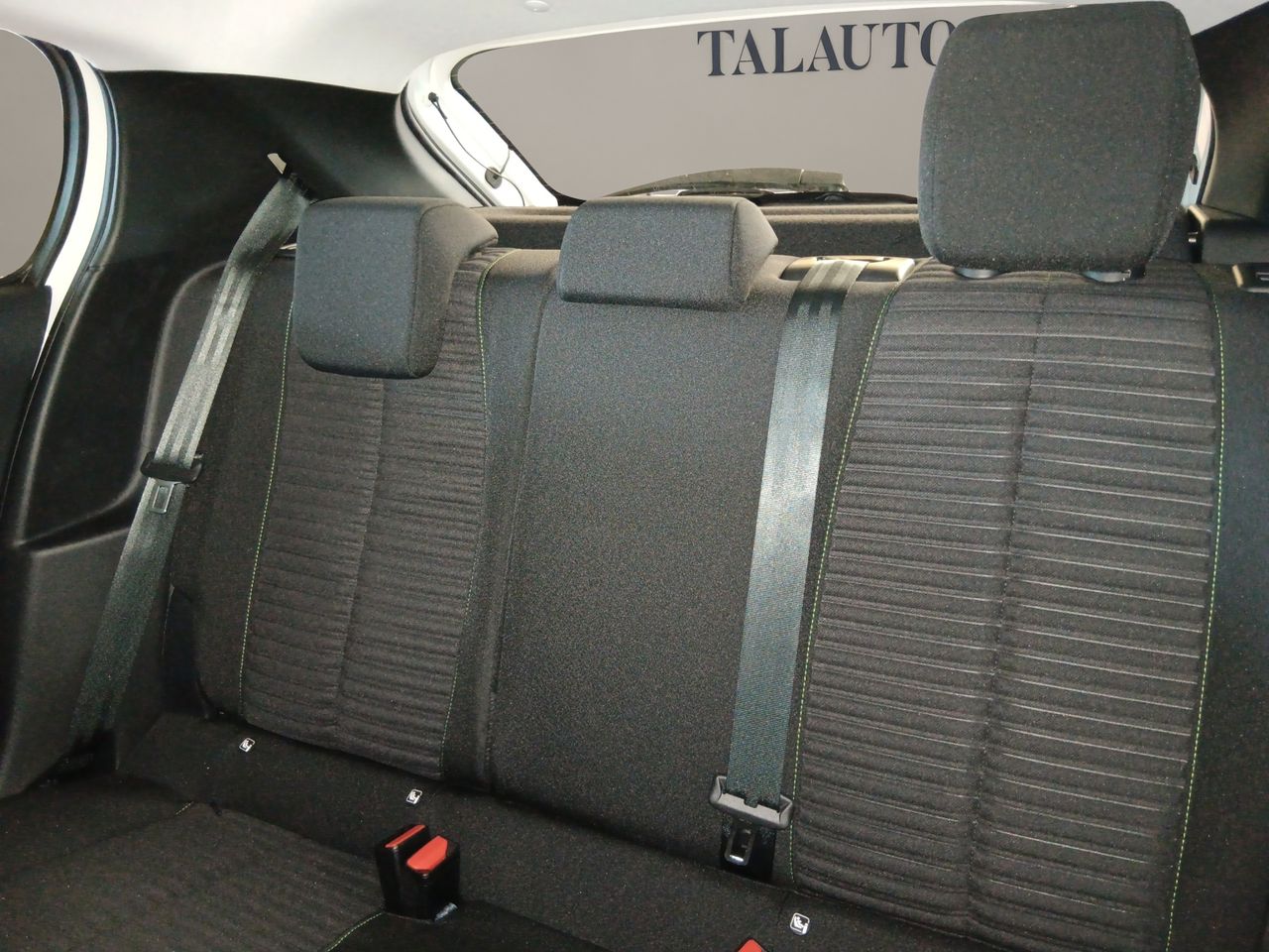 Peugeot 208 Style HYBRID 110 eDCS6 - Foto 12